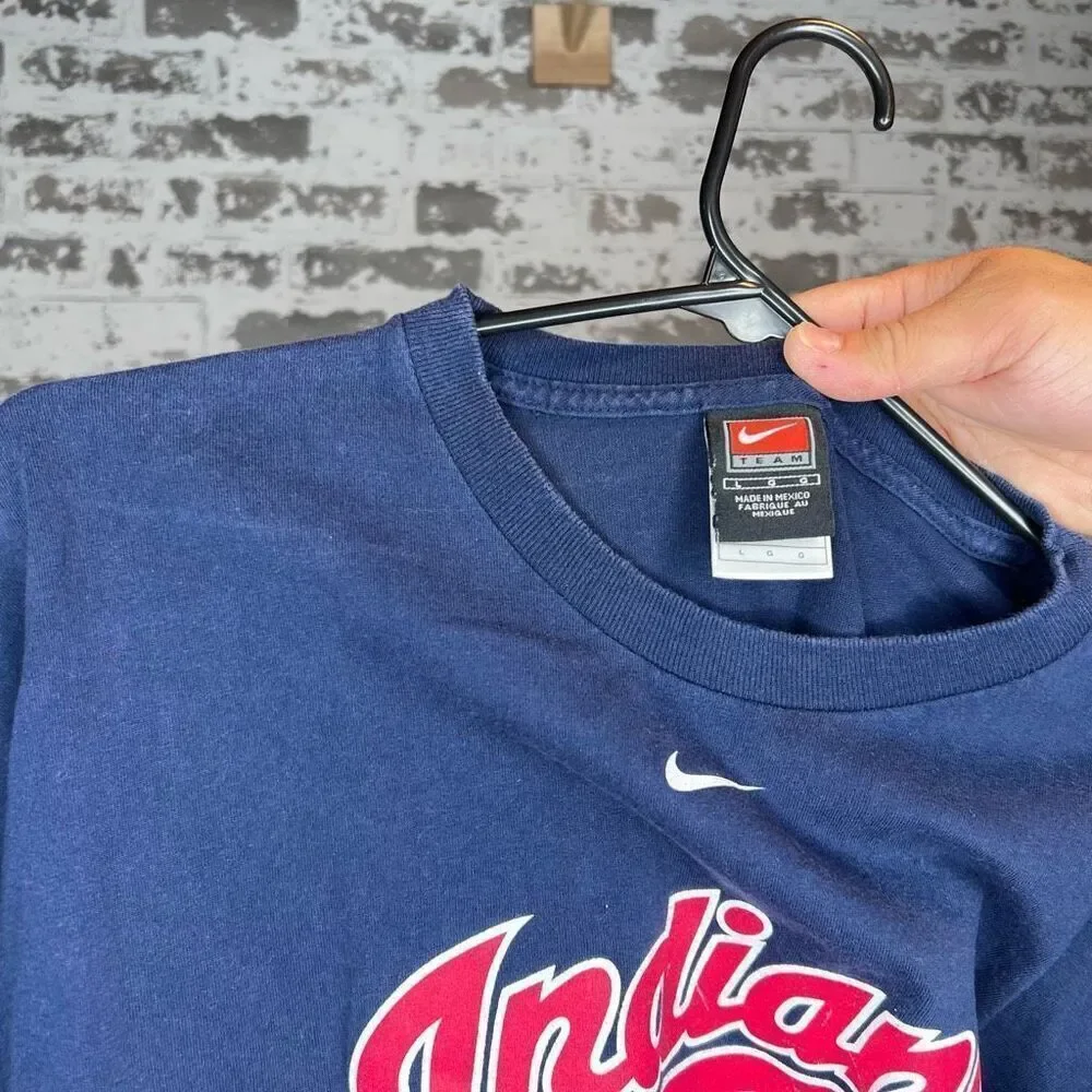 Vintage Nike Cleveland Indians t shirt